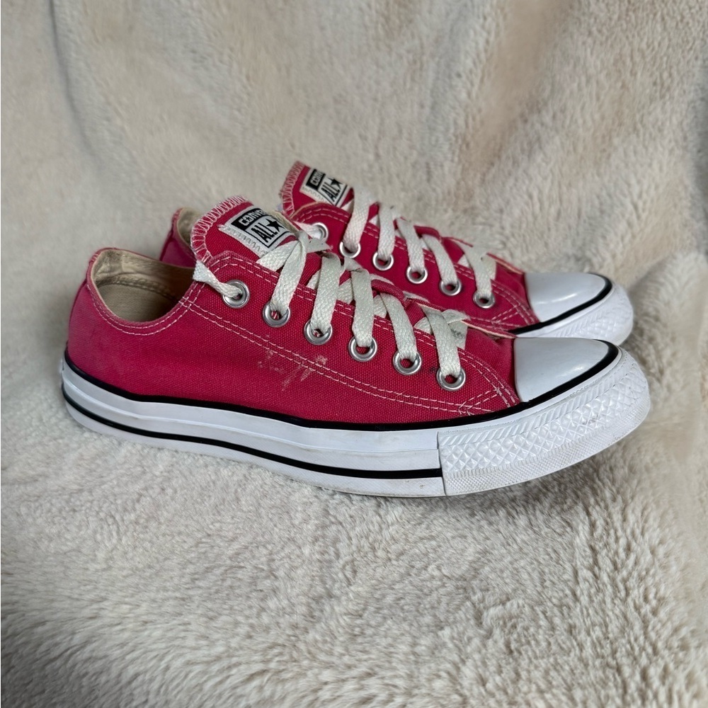 Converse All Stars Chuck Taylor Low Top Sneakers Unisex W Sz 7 M Sz 5 Pink